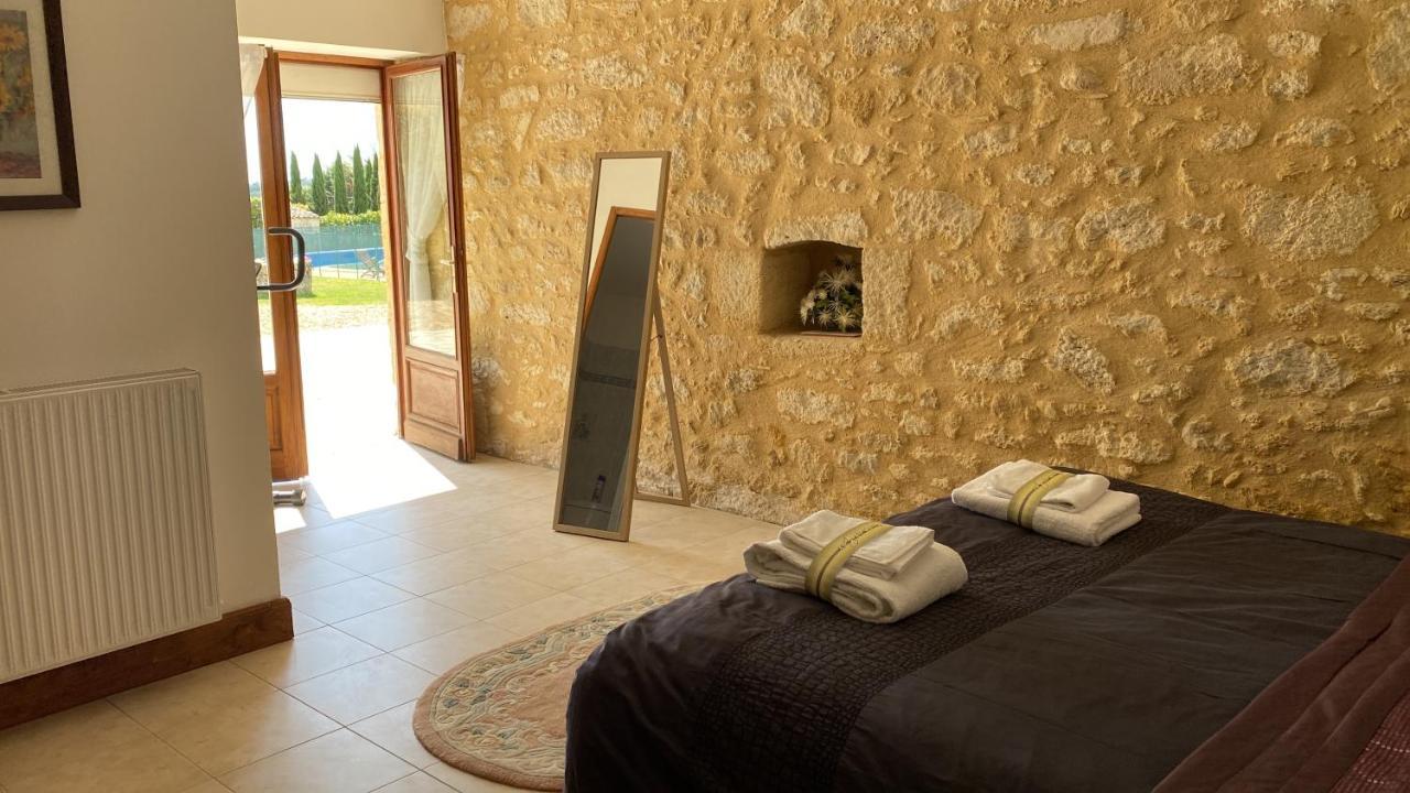 Maison Entre Dordogne Et Gironde Avec Piscine Minzac Extérieur photo